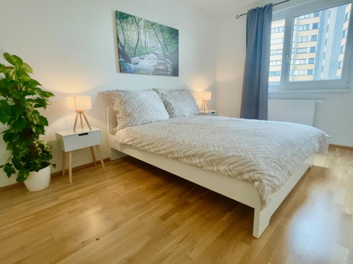 Central 55M2 Flat With Balcony & Parking Viena Exterior foto