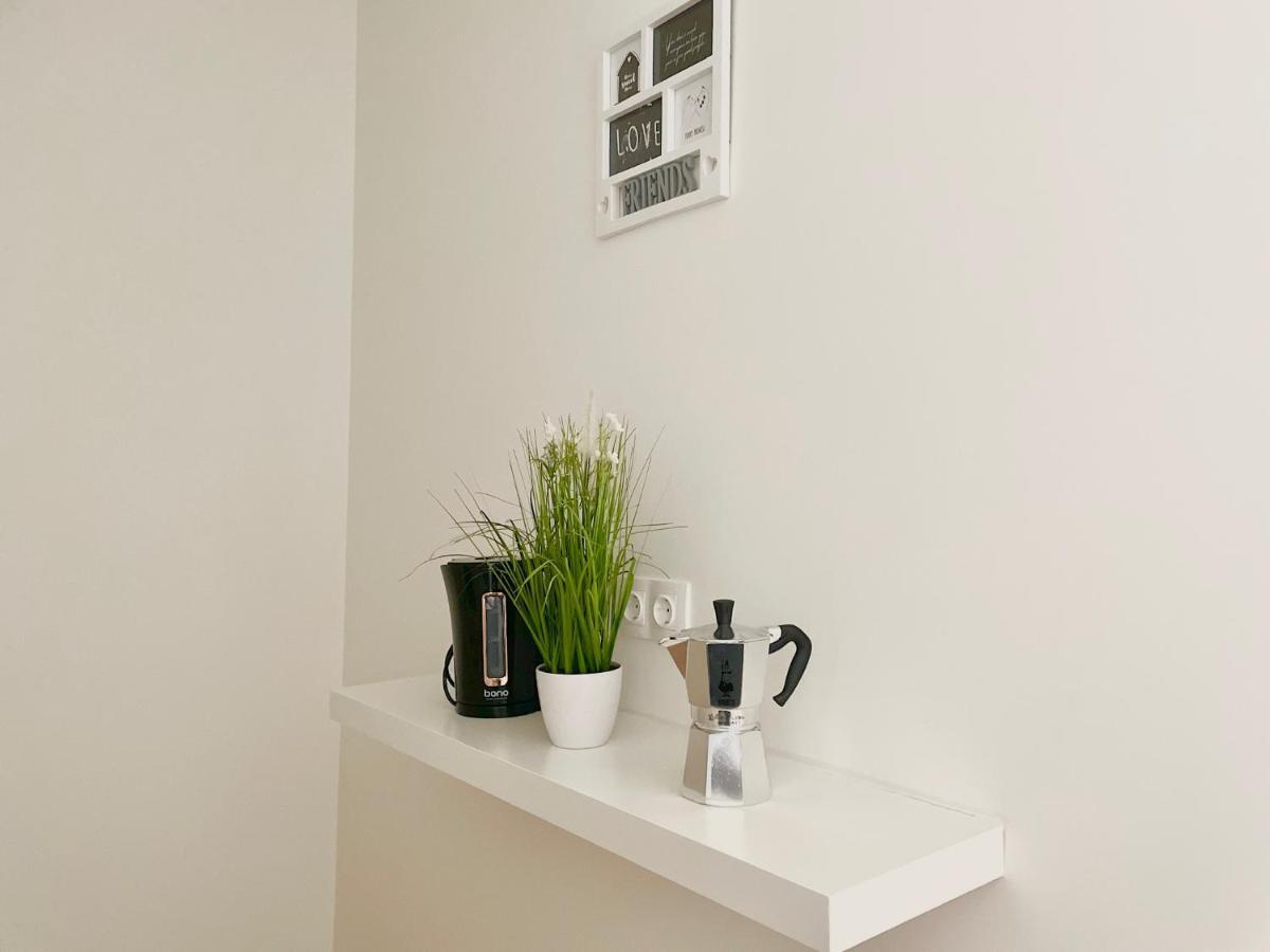 Central 55M2 Flat With Balcony & Parking Viena Exterior foto